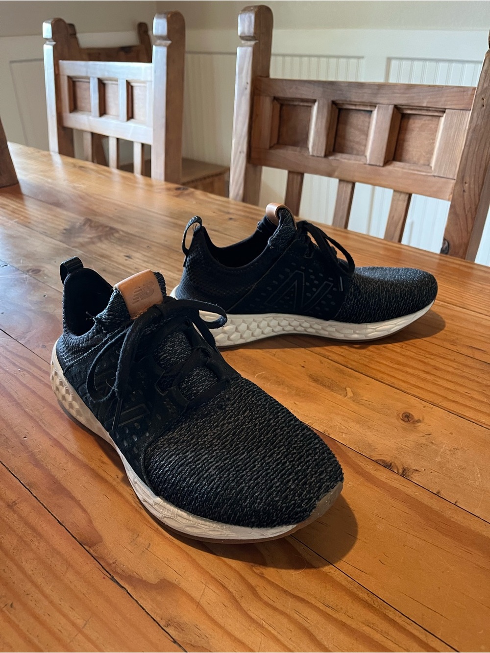 New Balance Women’s Fresh Foam Cruz V1 Black/Sea Salt Size 8
